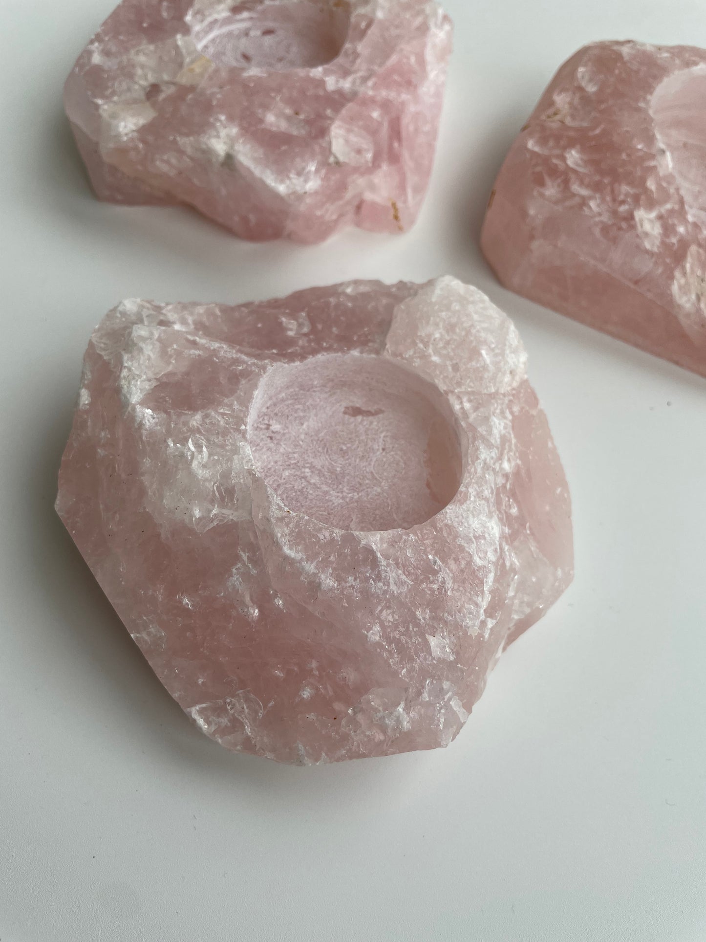 [原礦家居] 粉水晶原石燭台，一股溫暖又堅定的力量