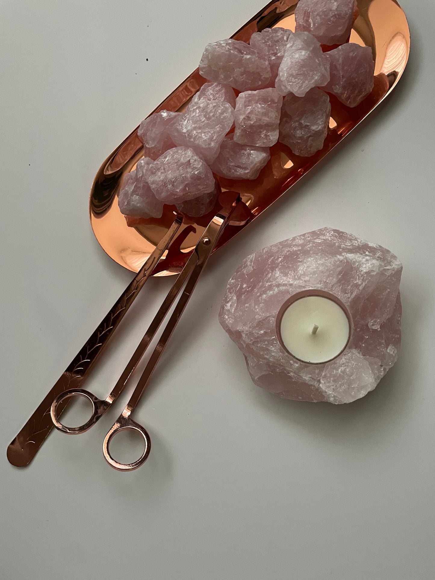 [原礦家居] 粉水晶原石燭台，一股溫暖又堅定的力量